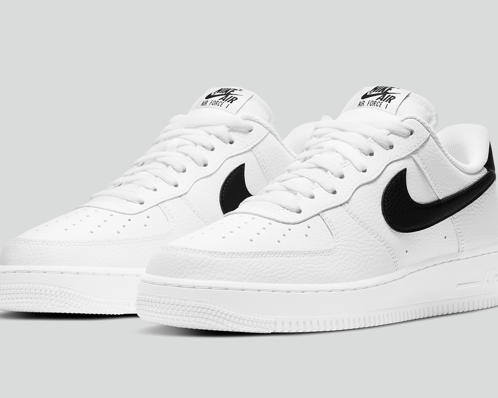 Nike Air Force 1 baffo nero pelle martellata